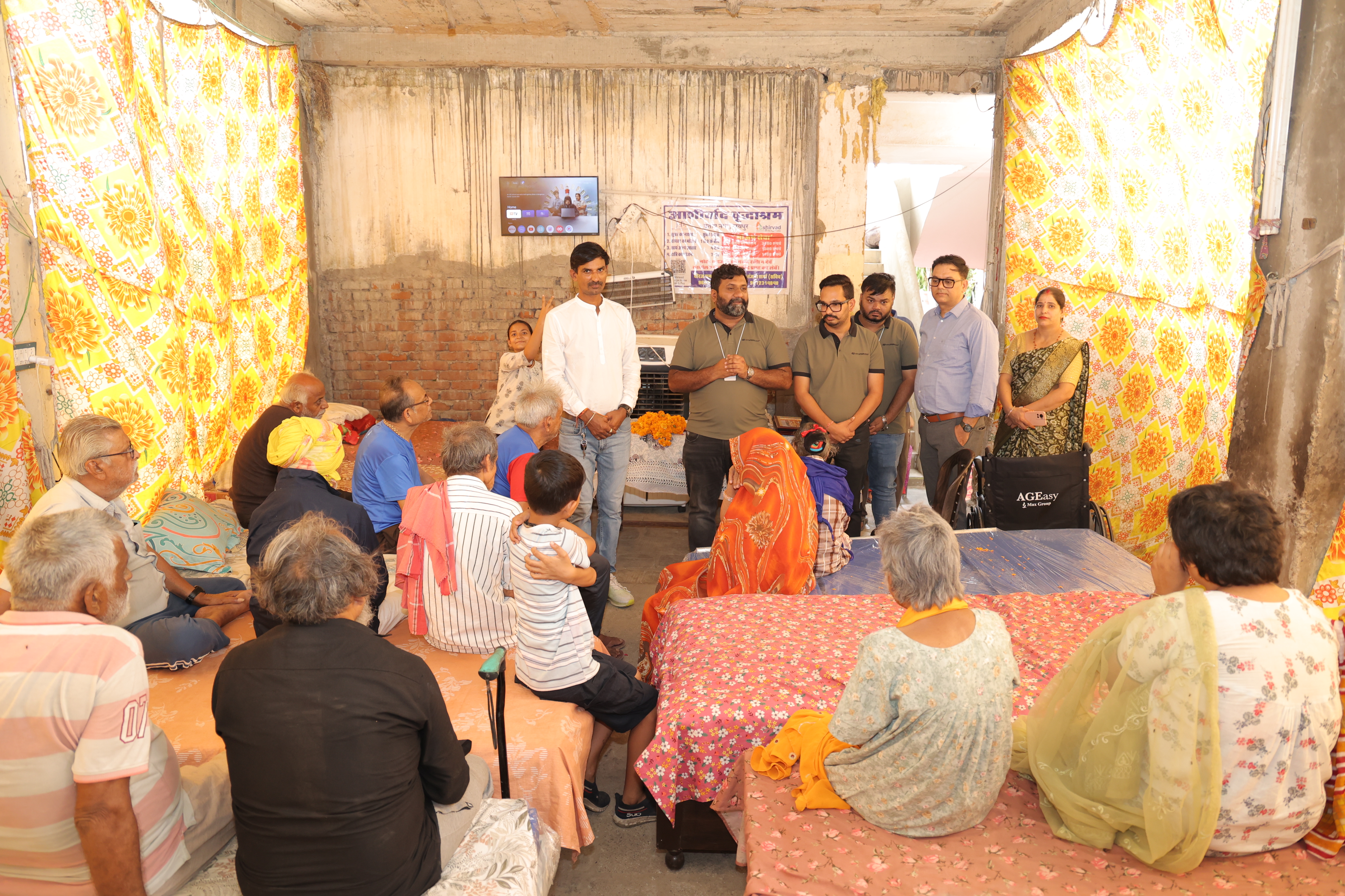 ICU beds and wheelchairs handed over at an old age home in Jaipur under the Hyundai CSR project